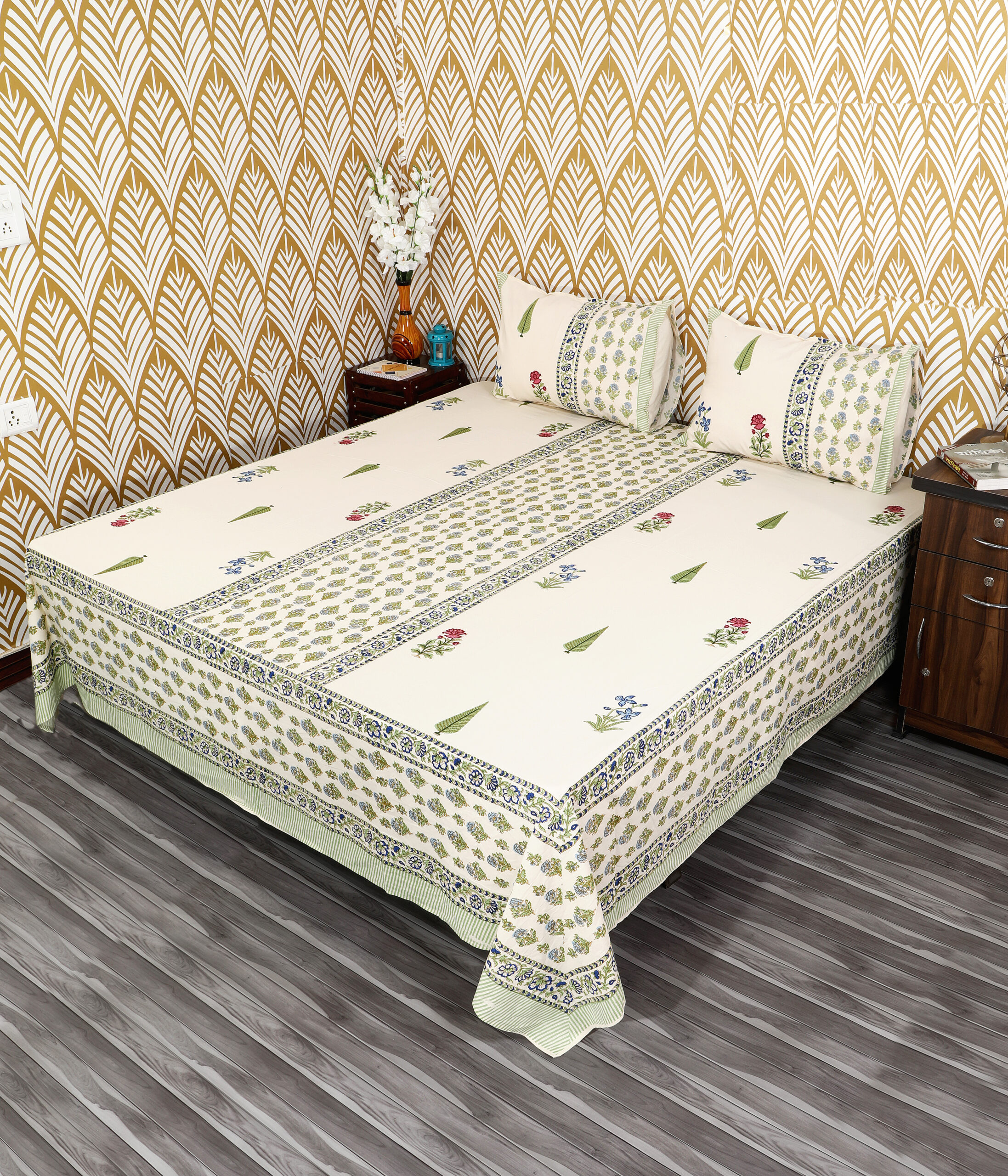 Hand block printed king size bedsheet 108x108 wholesale Highmour India Jaipur