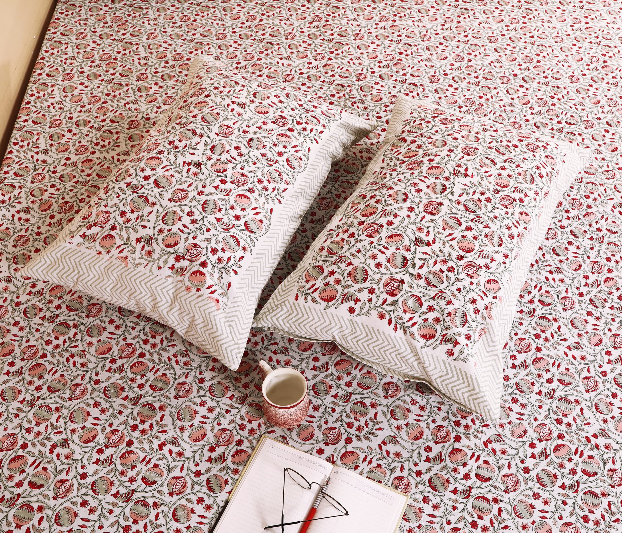Wholesale hand block bedsheet sample India Highmour