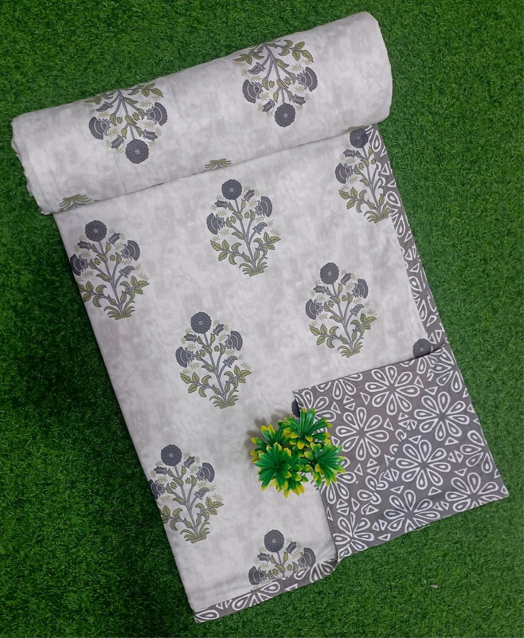 Double bed cotton dohar sample wholesale India Highmour